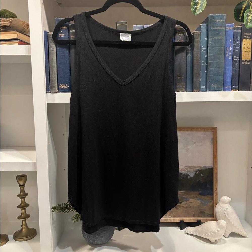 Classic Black Sleeveless Tank Top with V-Neck